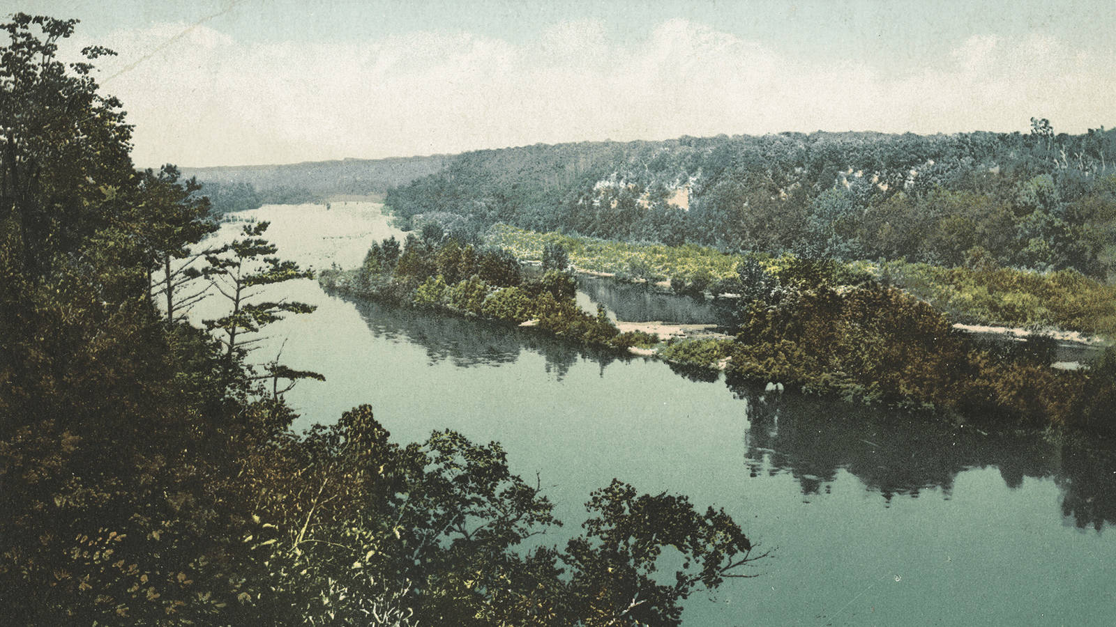 <p>Mississippi River view from Soldiers Home, circa 1905.</p>