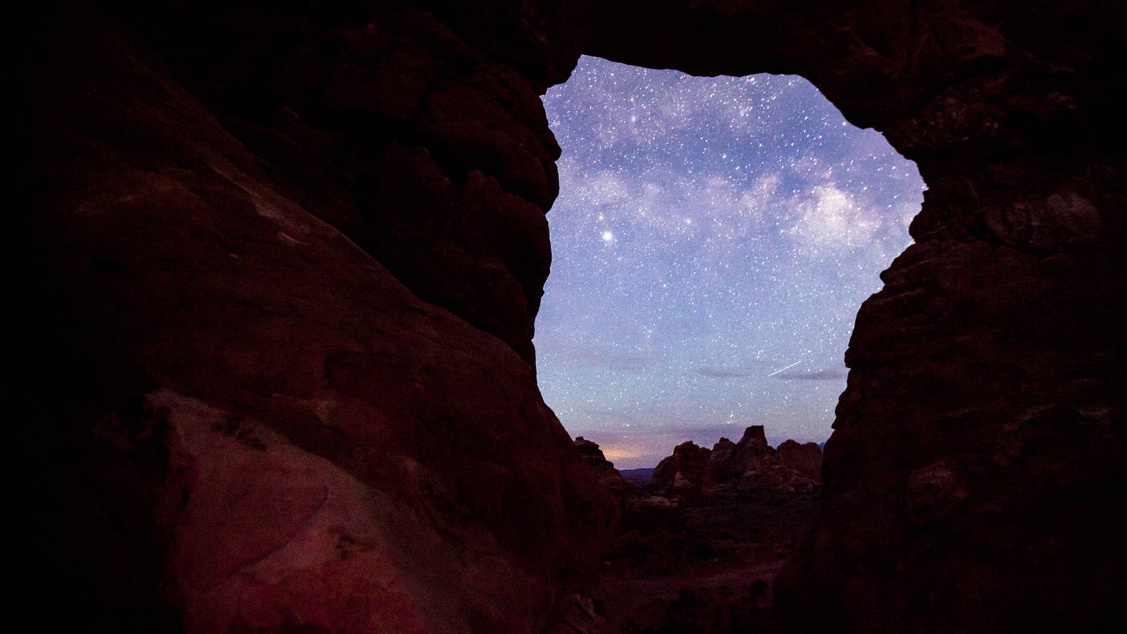 <p>View of the Milky Way through Turret Arch, Arches National Park, Utah.</p>