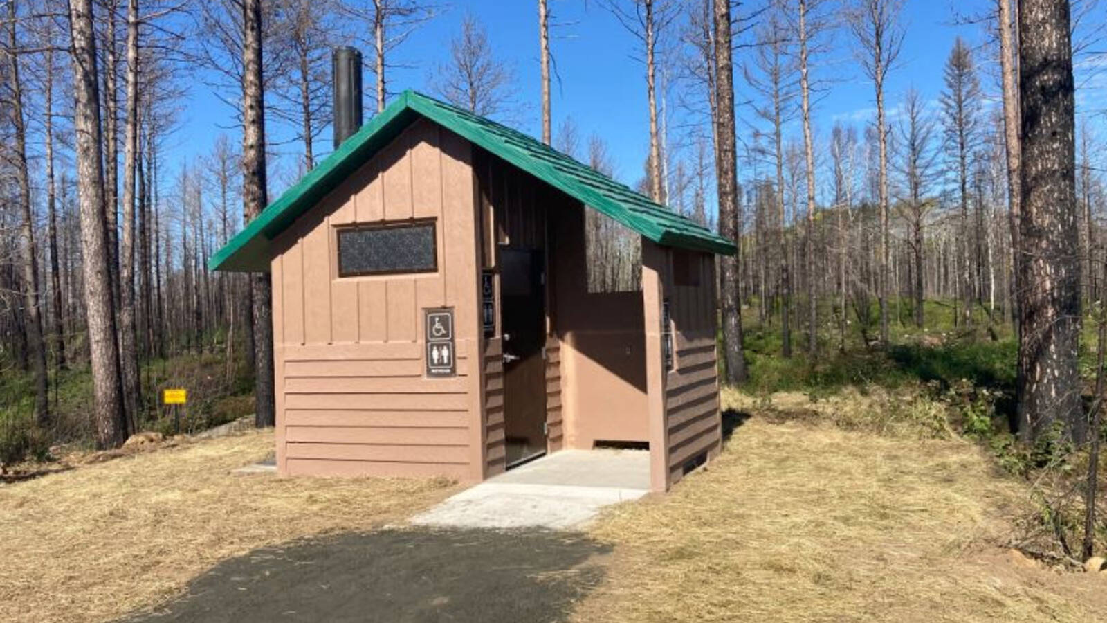 <p>New accessible toilets were installed at six different locations throughout the Superior National Forest in Minnesota. These facilities provide a necessary convenience for all visitors to the national forest.</p>