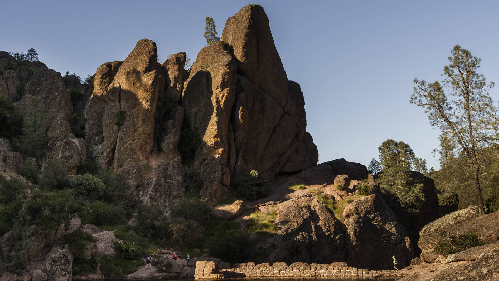 <p>Bear Gulch Reservoir.</p>