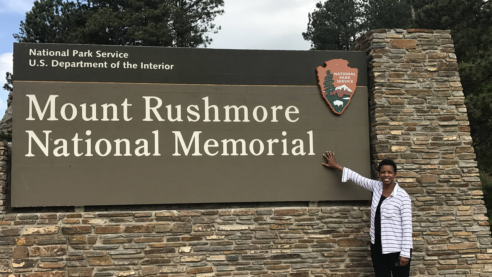 <p>Congresswoman Donna Edwards at Mount Rushmore National Memorial in South Dakota.</p>